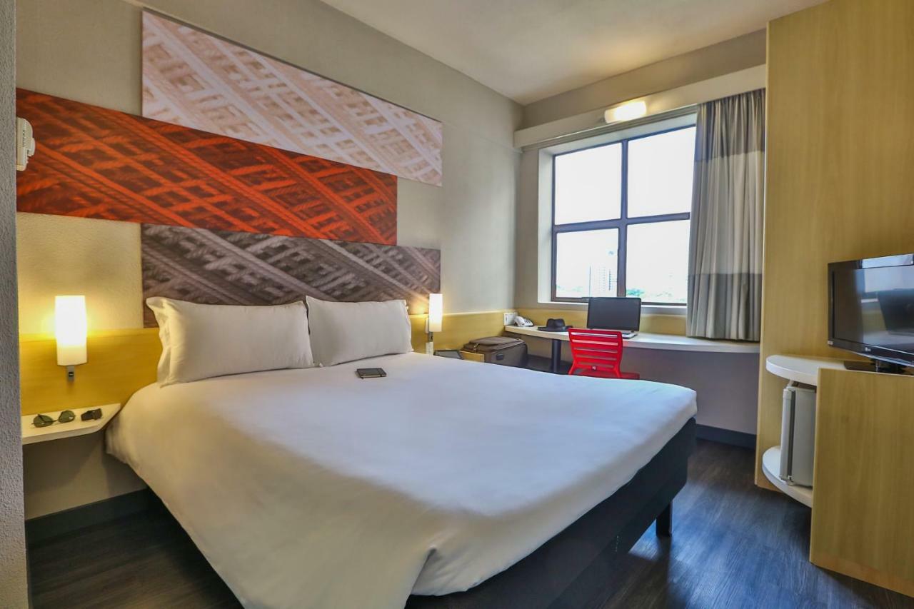 Ibis Maringa Hotell Exteriör bild